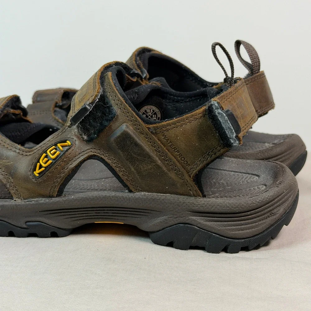 KEEN Targhee III Open Toe Sandals Mens 10.5 Brown Waterproof Leather 1022423